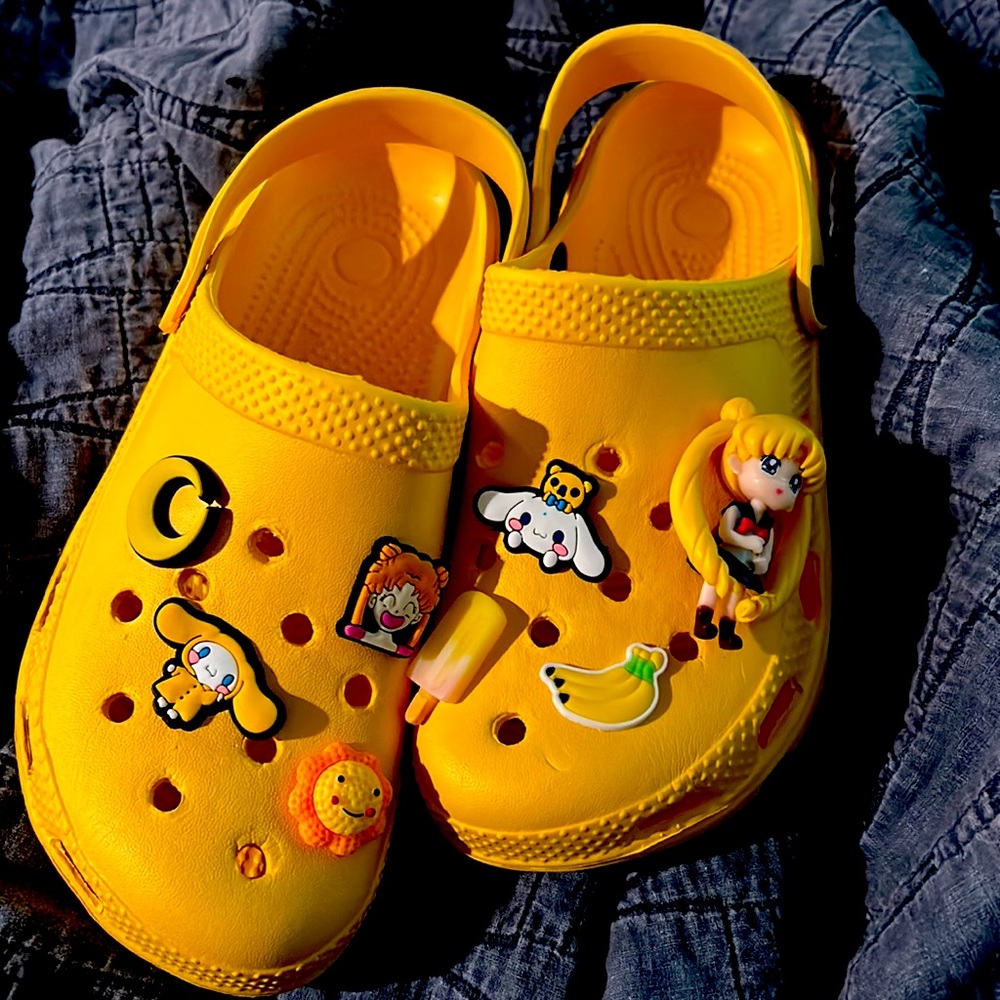 Yellow Charm shoes sailor moon, cinnamon roll Sanrio